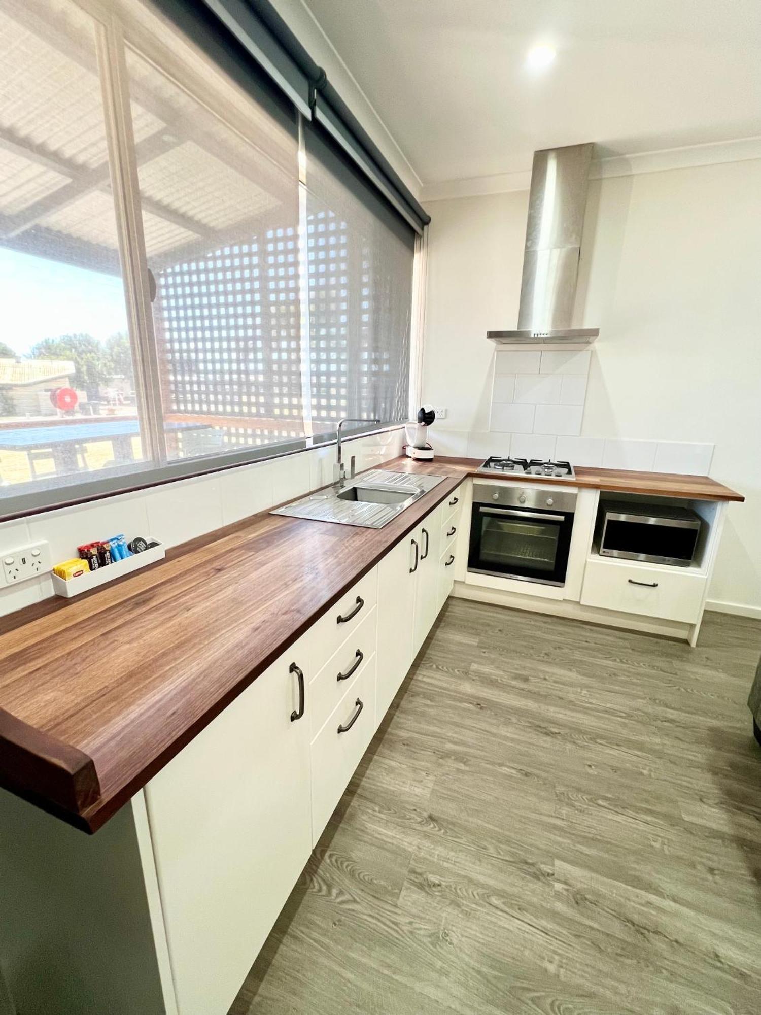 Sunset Beach Holiday Park Geraldton Extérieur photo