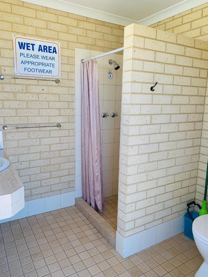Sunset Beach Holiday Park Geraldton Extérieur photo